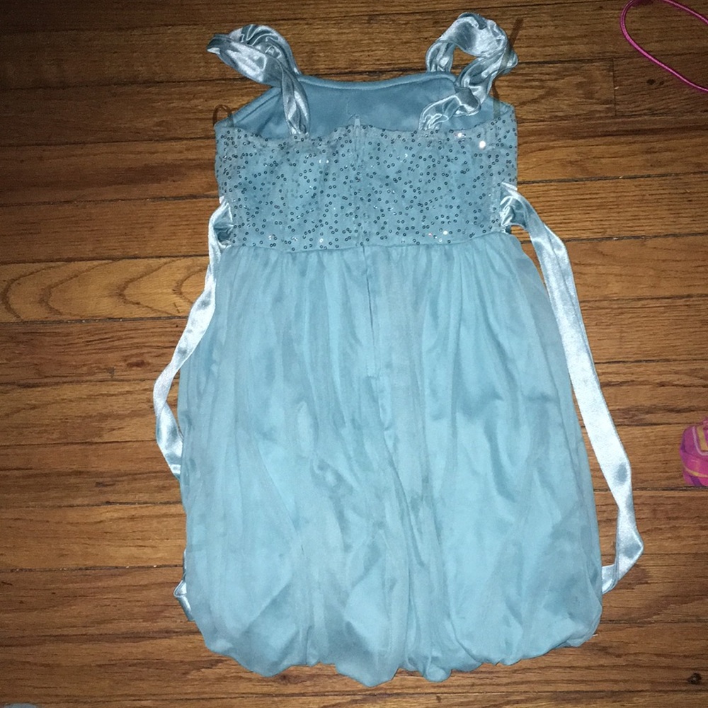 Dress - Picture 2 of 2